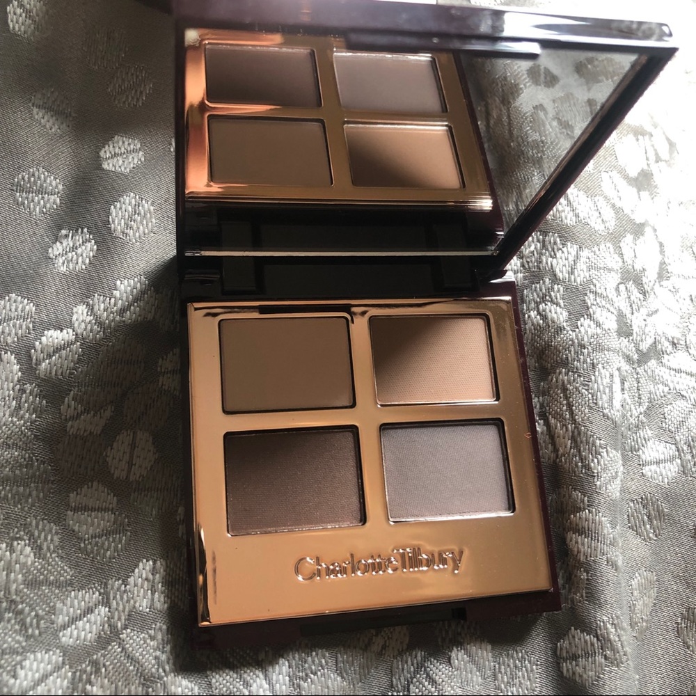 **Brand New Charlotte Tilbury Luxury Palette